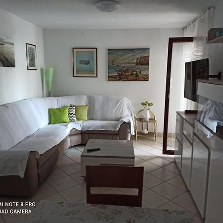 Apartman Robertino 1966 Makarska Eksteriør bilde