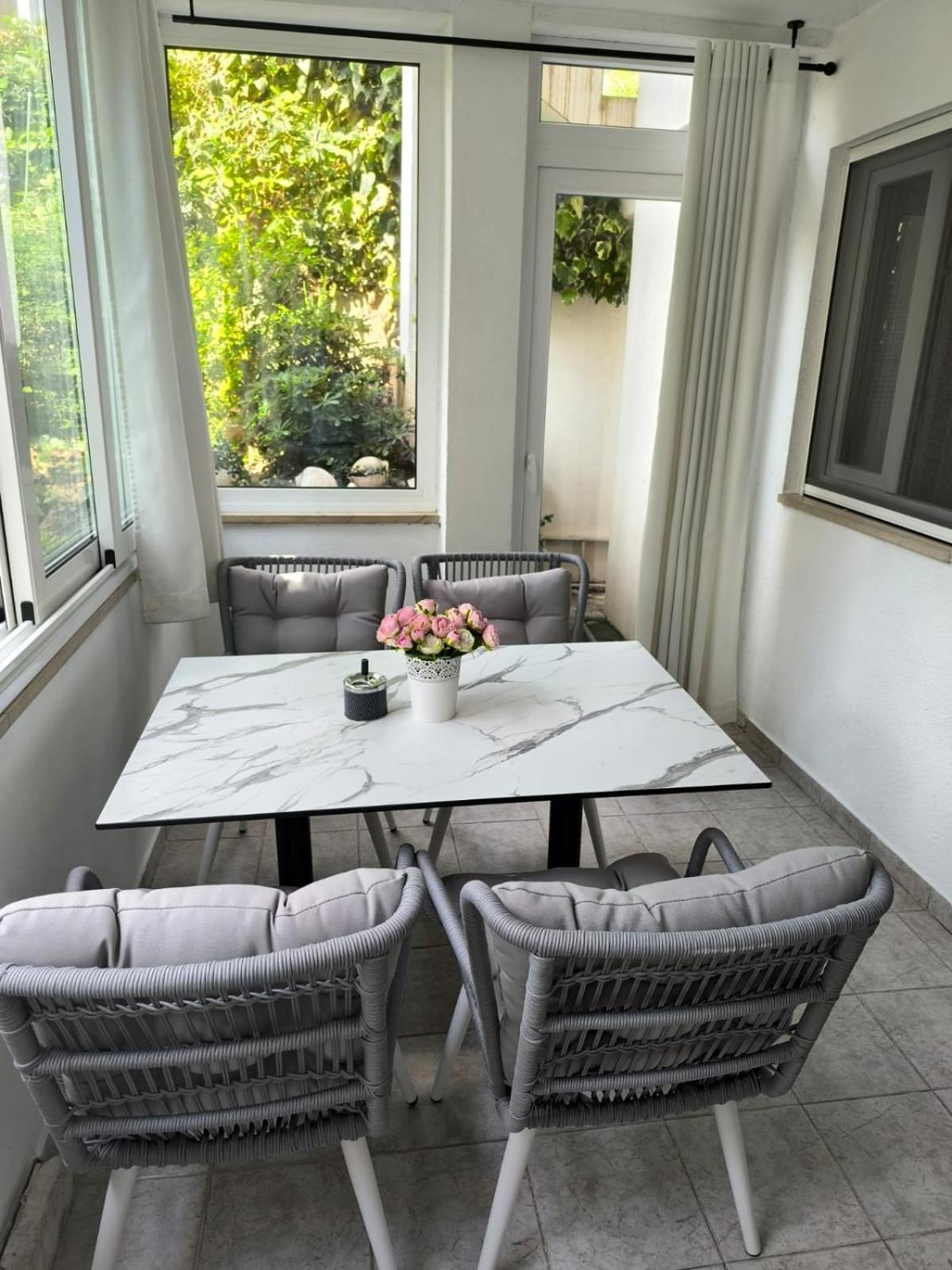 Apartman Robertino 1966 Makarska Eksteriør bilde